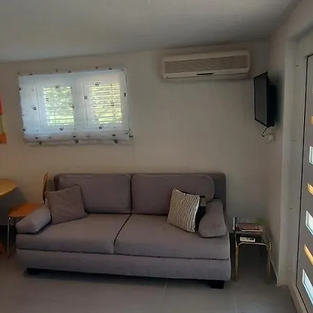 Katarina Apartment *